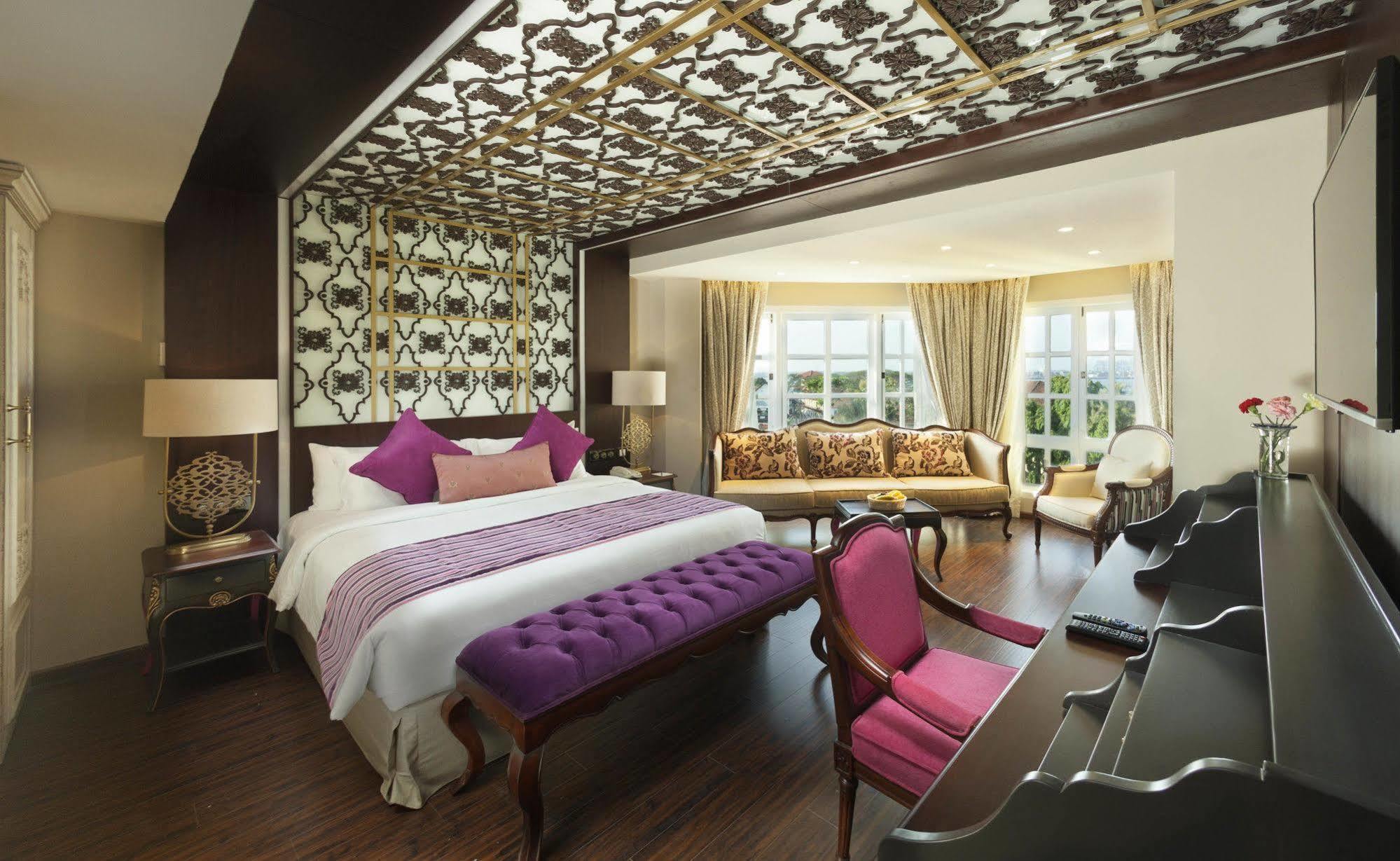 Fragrant Nature Kochi - A Five Star Classified Hotel Eksteriør billede